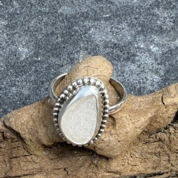 Ice White Sea Glass - Size 8.75