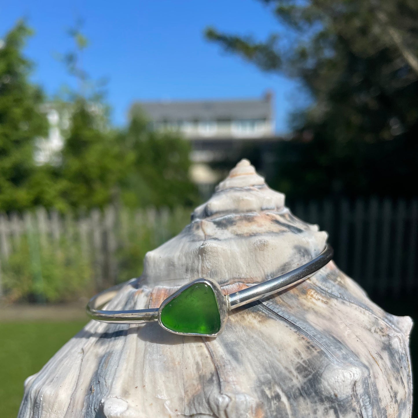 Kelly Green Sea Glass Bangle - Large