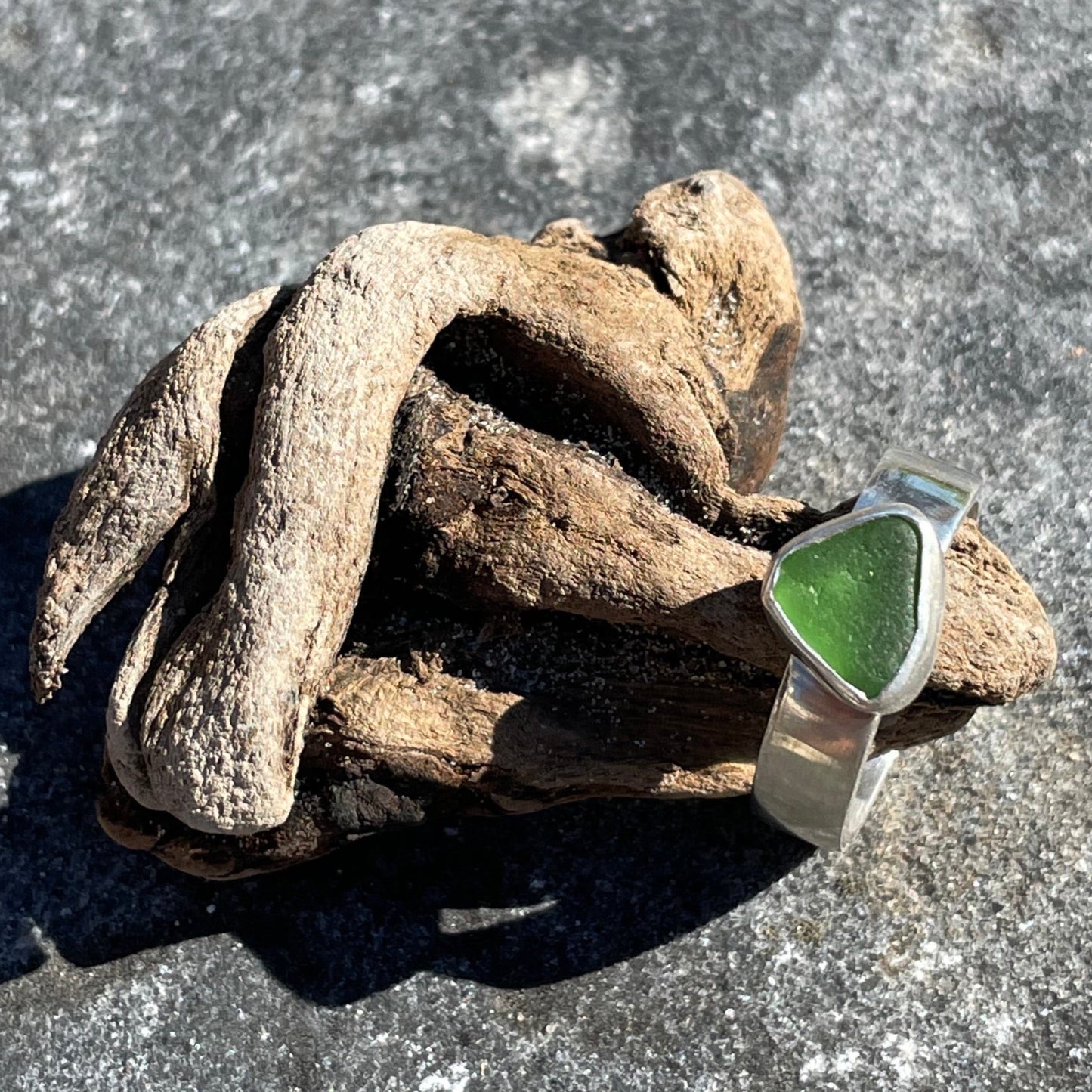 Kelly Green Sea Glass Ring - Size 7