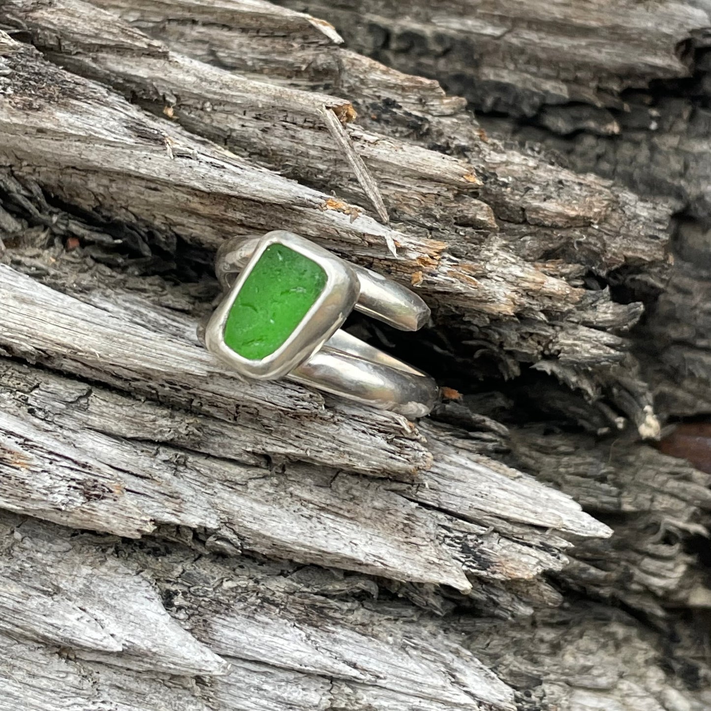 Kelly Green Sea Glass Ring - Size 7