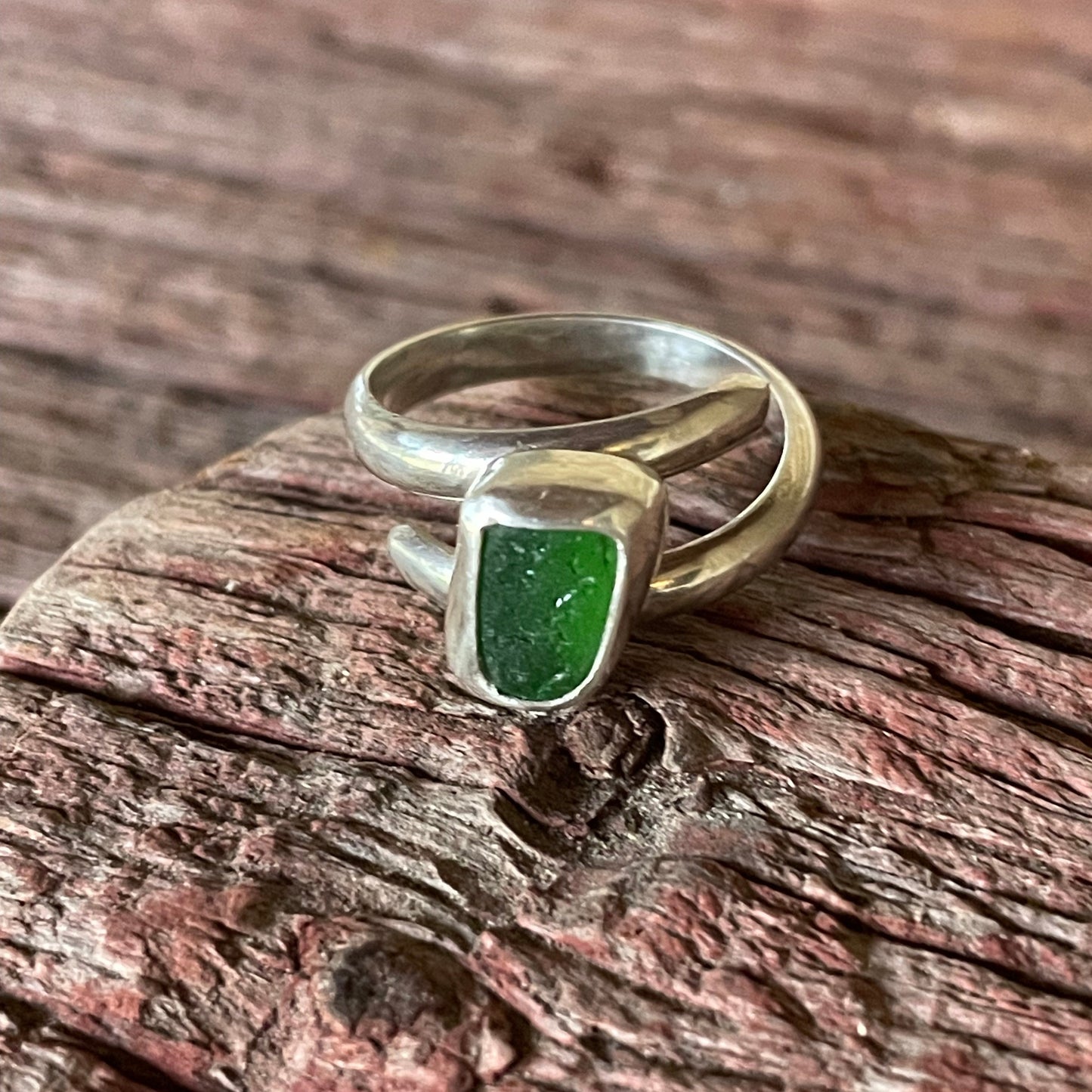 Kelly Green Sea Glass Ring - Size 7