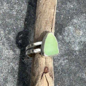 Yellow UV Sea Glass Double Banded Ring - Size 8.5
