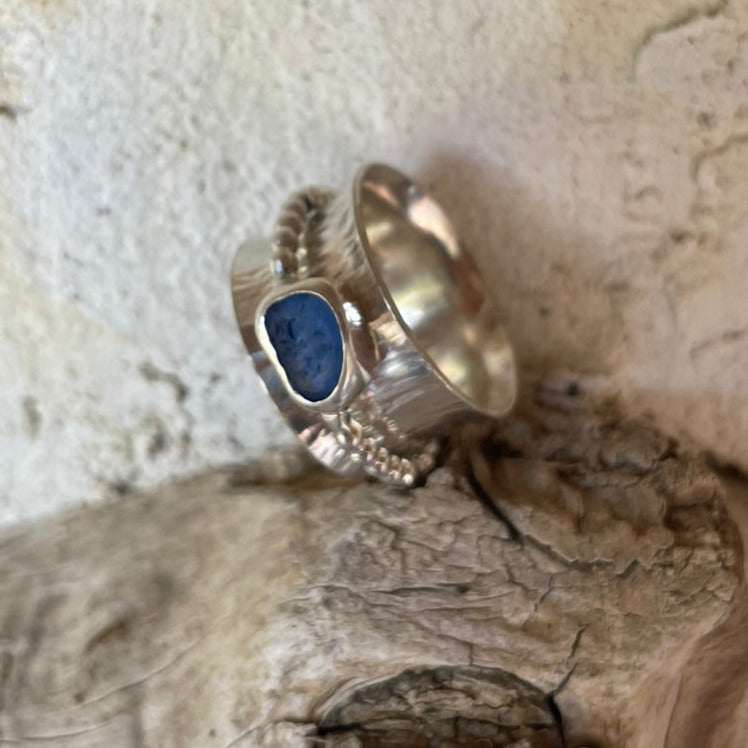 CornFlower Blue Sea Glass Spinner Ring - size 6.5