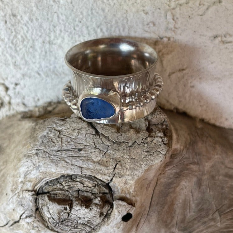 CornFlower Blue Sea Glass Spinner Ring - size 6.5