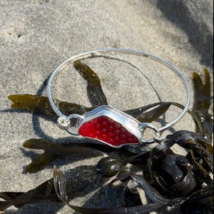 Red Sea Glass Clasp Bangle