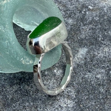 Kelly Green Sea Glass Ring - Size 5