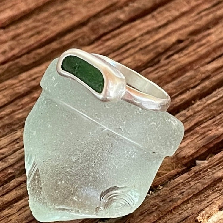 Kelly Green Sea Glass Ring - Size 5