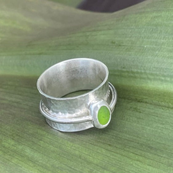 Lime Green Sea Glass Spinner Ring - size 9