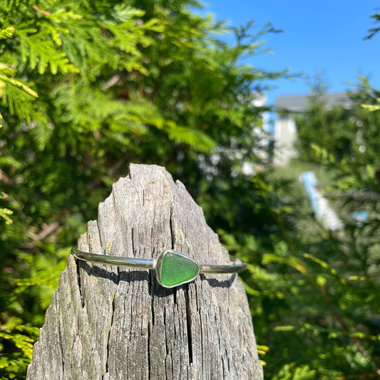 Kelly Green Sea Glass Bangle - Large