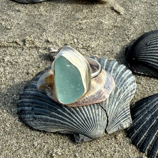 Aqua Marine Sea Glass - Size 6.5